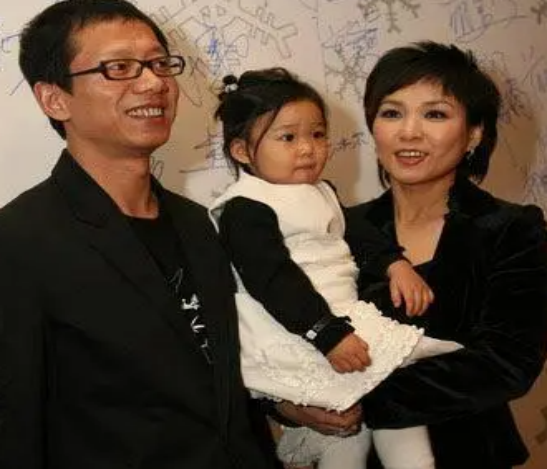 一婚娶史可，二婚娶李静，好友李宗盛说：愿意嫁给他的人都太冒险