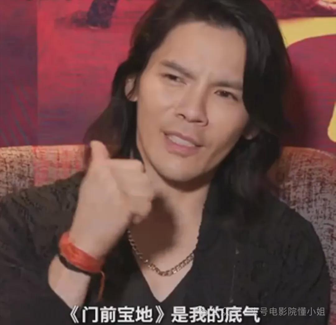 向佐摸鼻梁真的火了！进粉丝群交30元，加他微信100元？本人回应