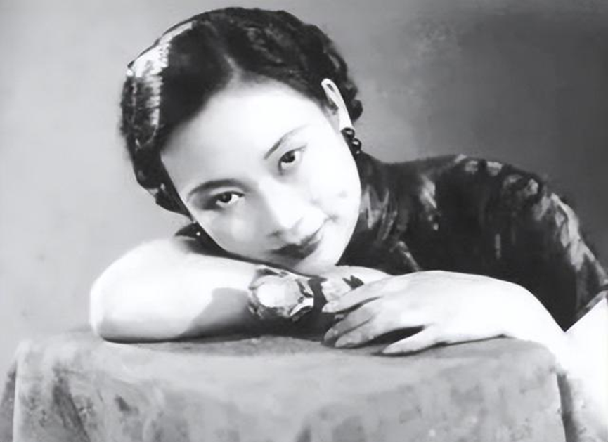民国女神胡蝶到底有多美？私房照曝光，难怪戴笠希望能霸占她一生