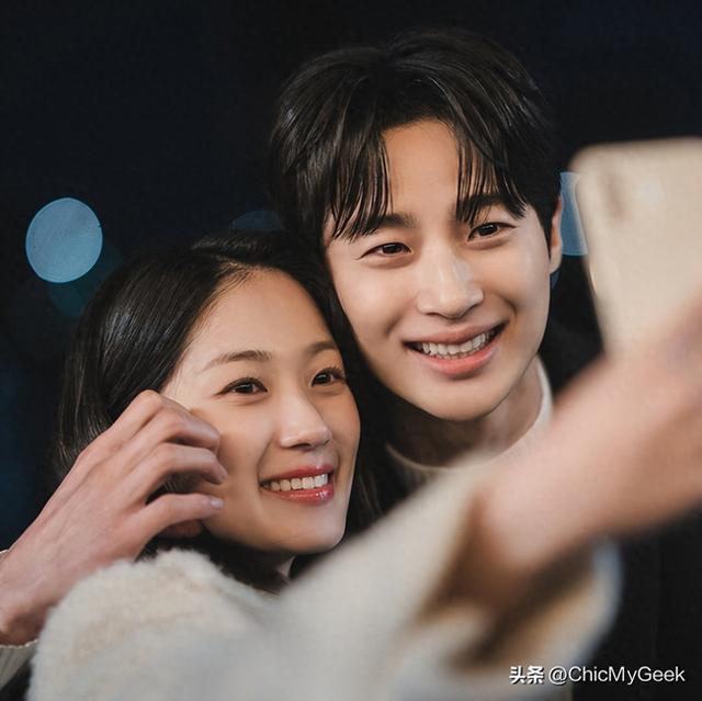 2024年度最佳韩剧出炉！《背着善宰跑》《眼泪女王》并列第一