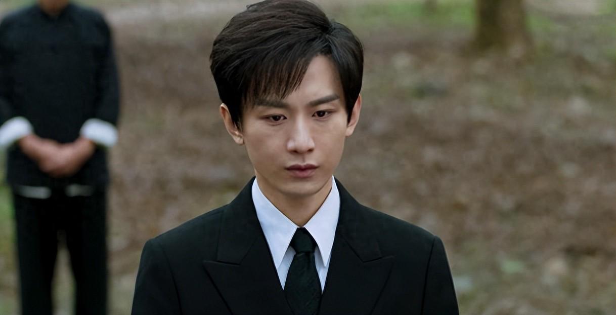 《深潜》：谁是昆吾？四人嫌疑最大，一人排除嫌疑，一人意想不到