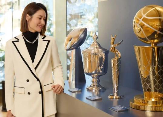 李娜：不告诉孩子自己是球星；差点扔掉法网冠军奖杯