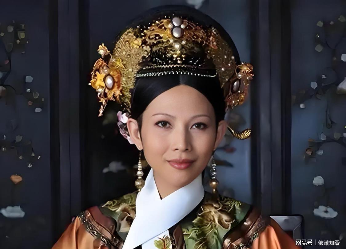 《甄嬛传》皇后为何宁愿除掉齐妃，夺走三阿哥，也不抚养四阿哥？