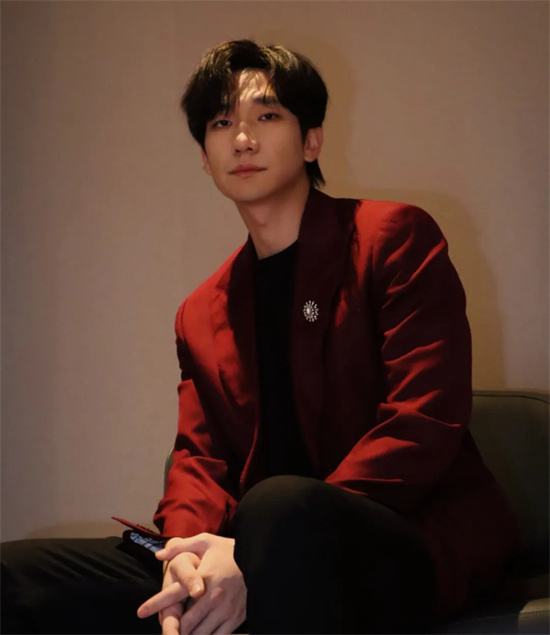 吴昊宸专访|坚持读书思考 用文字的力量助力表演